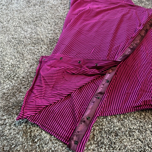 Lululemon Vinyasa Scarf  Pink & Maroon - Picture 4 of 8